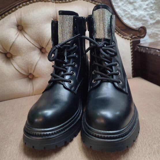 Botas pretas