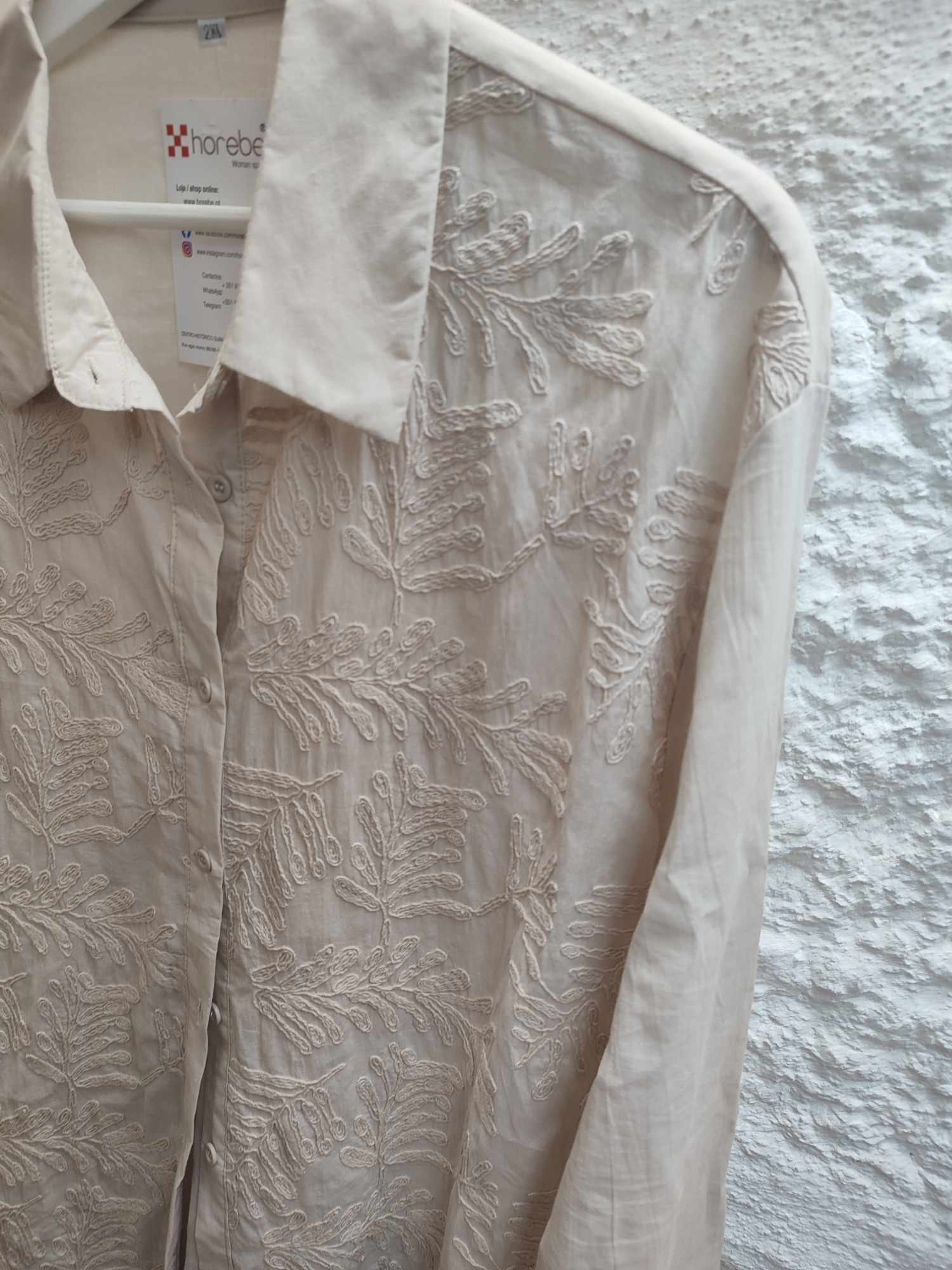 blusa fetas bordada fetas relevo1